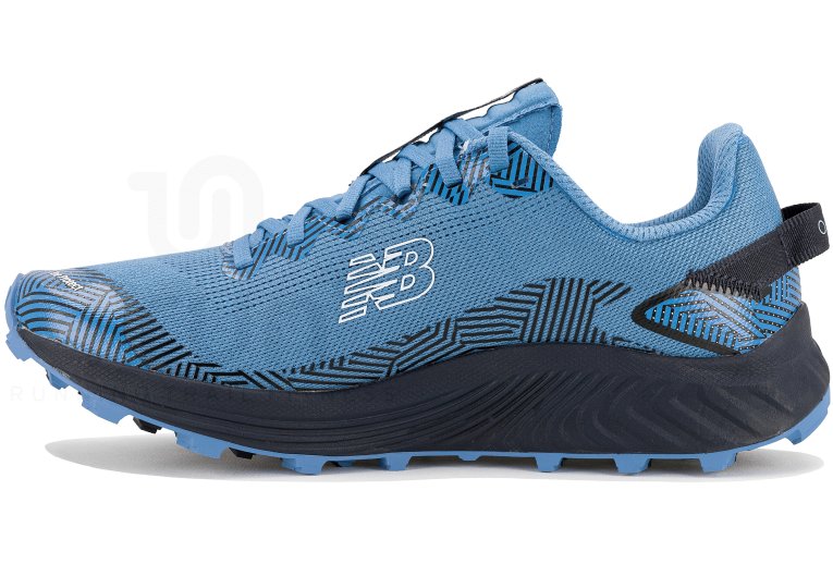 New Balance Summit Unknown V4