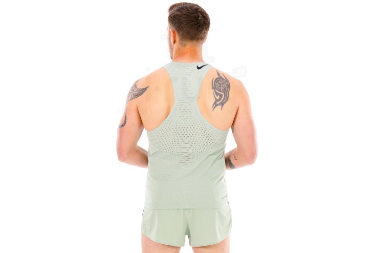 Nike Dri-Fit ADV AeroSwift M