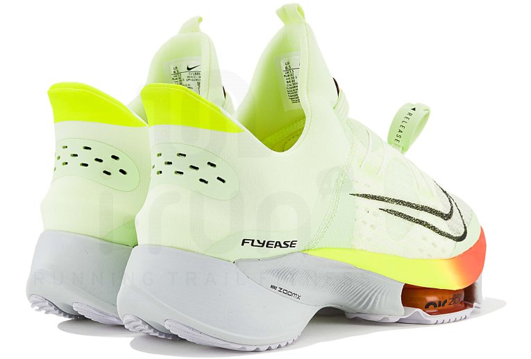 Nike Air Zoom Tempo Next% FlyEase Herren