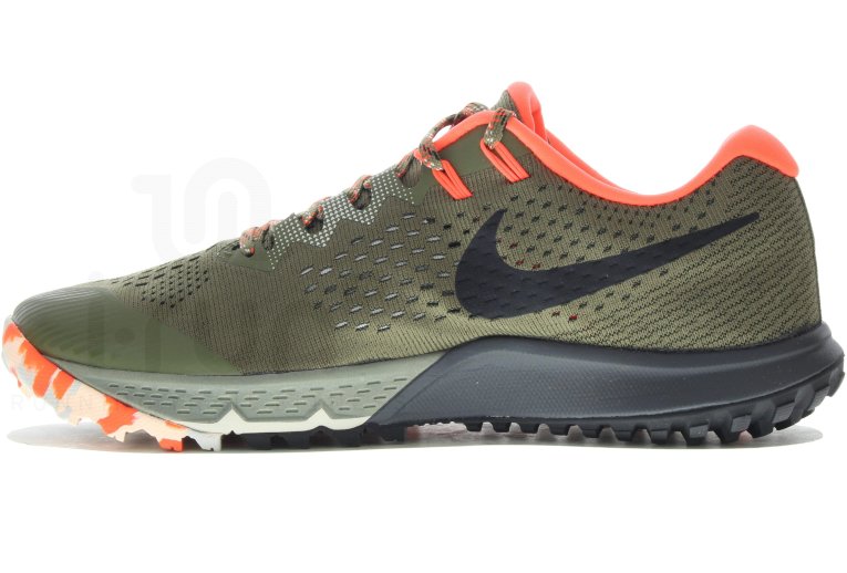Nike Air Zoom Terra Kiger 4