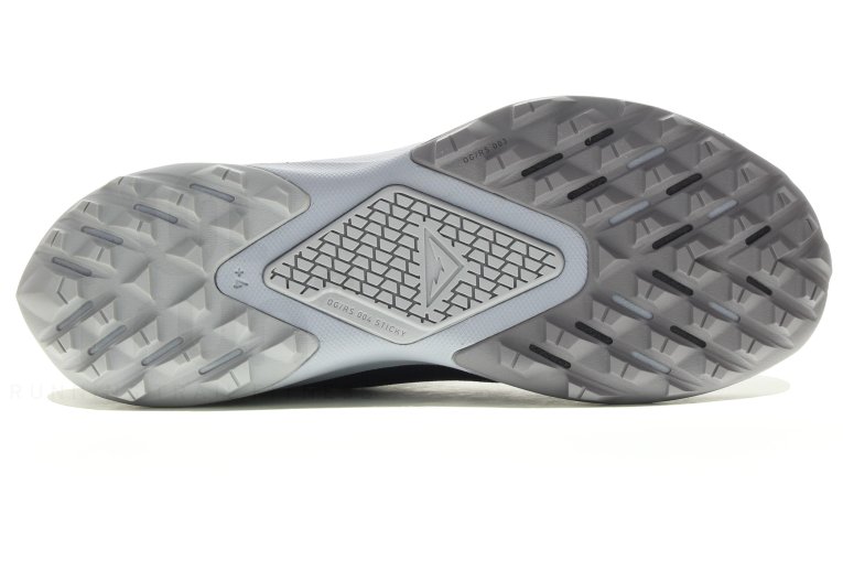 Nike Air Zoom Terra Kiger 5