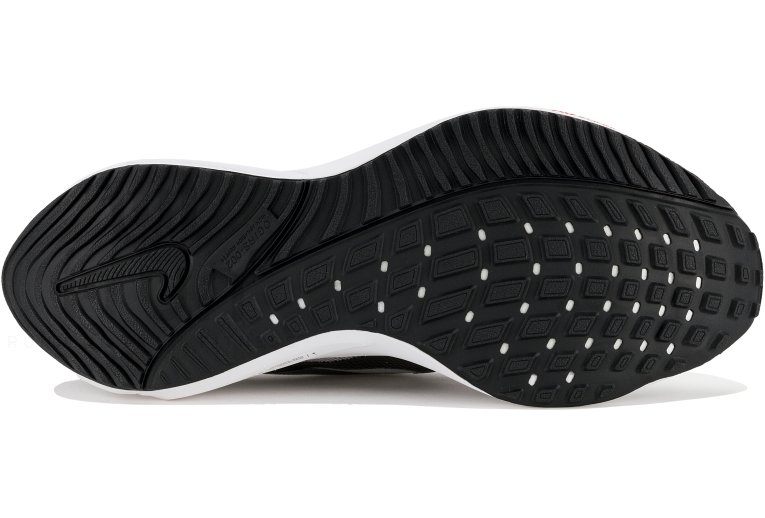 Nike Air Zoom Vomero 16