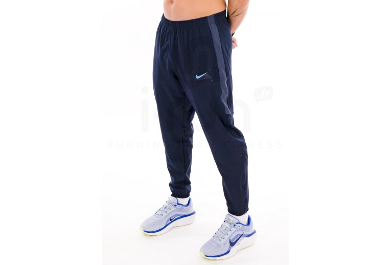 Nike Challenger