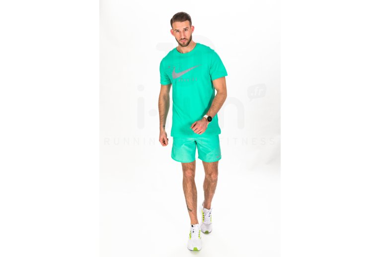 Nike camiseta manga corta Dri-Fit Run Division