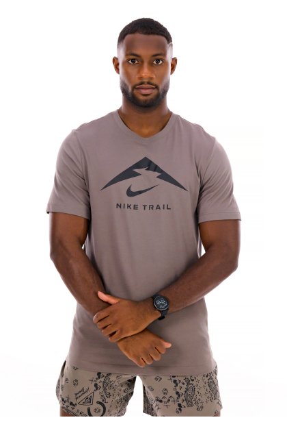 Nike Dry Trail logo