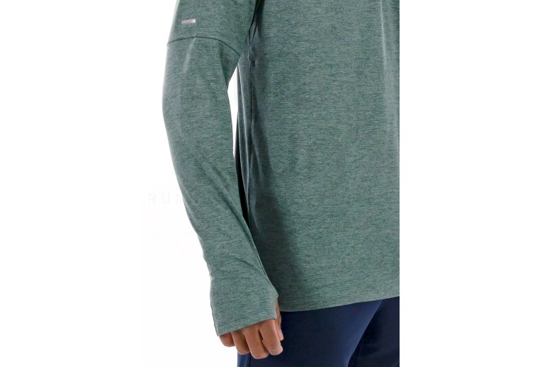 Nike Element
