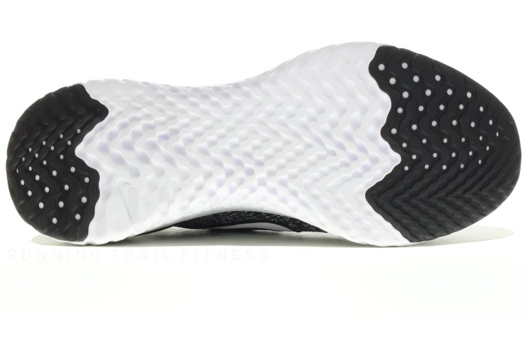 Nike Epic React Flyknit 2