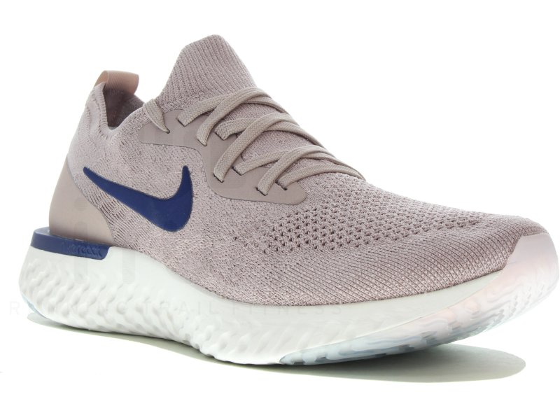beige flyknit