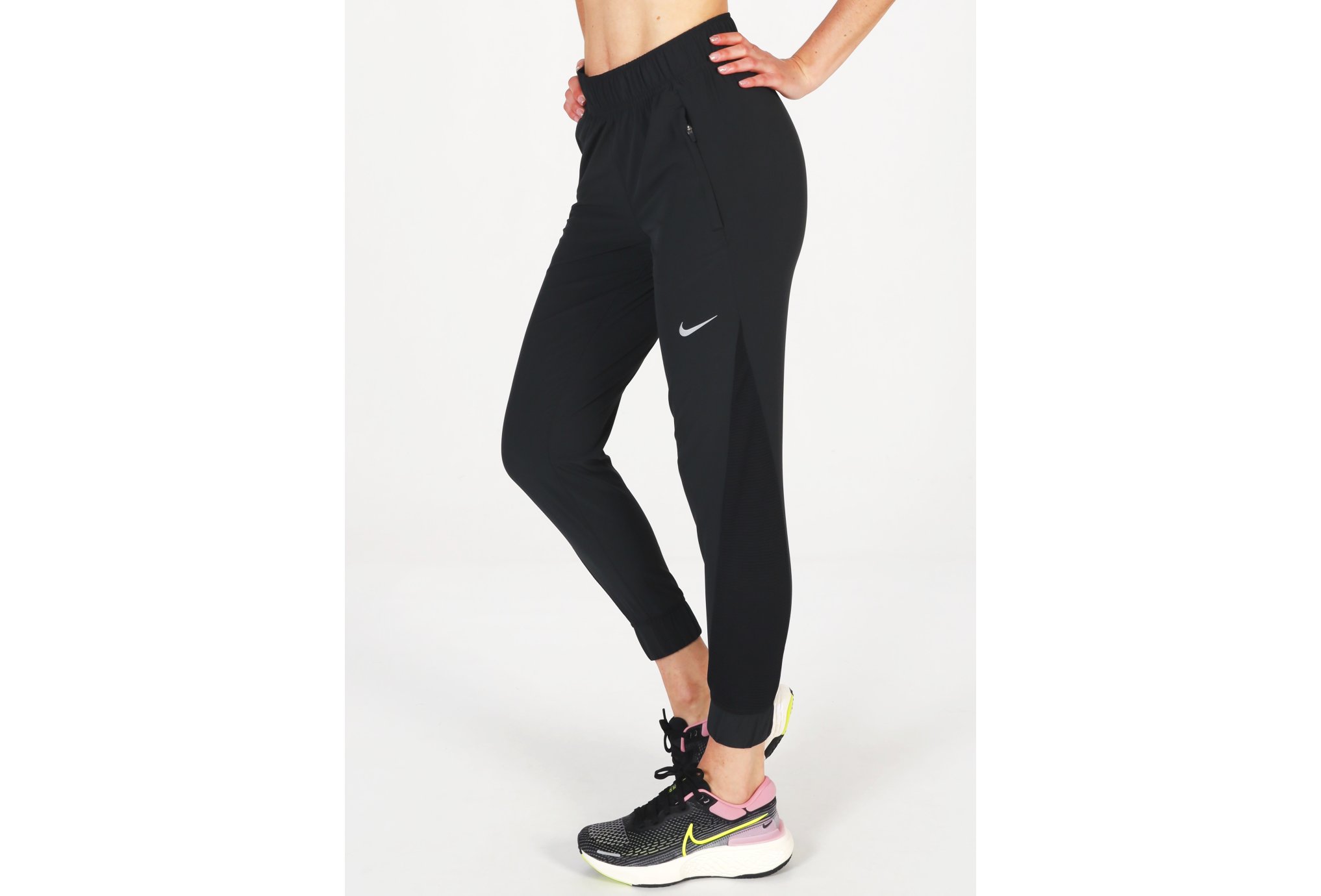 Nike Essential Cool W vêtement running femme