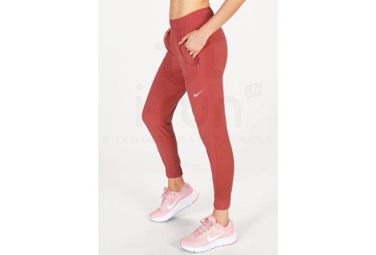 Nike Essential Cool Damen