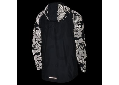 nike essential flash