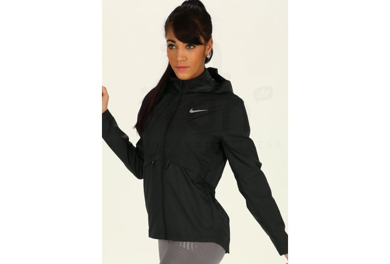 Nike Chaqueta Essential