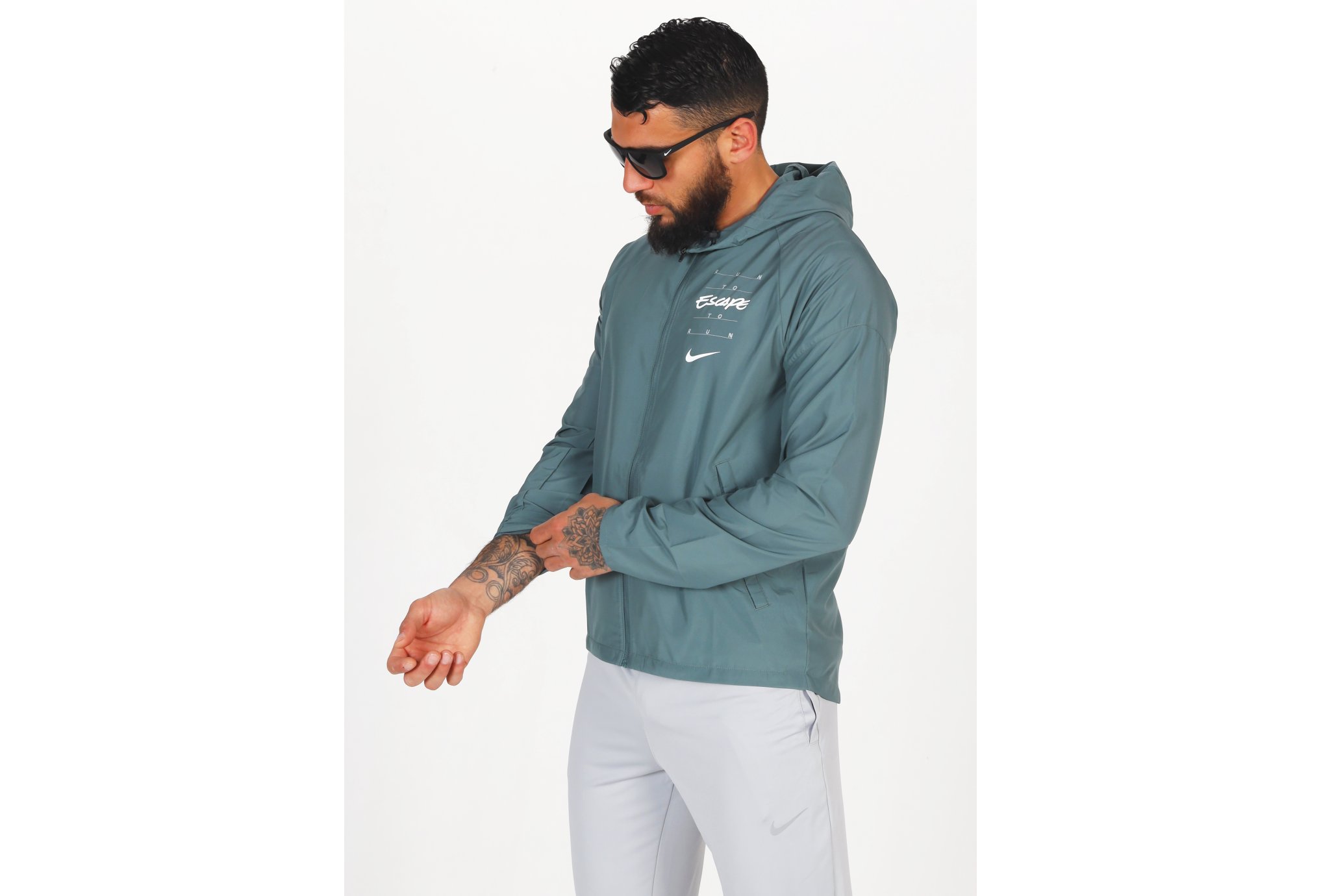 Nike Essential Wild Run M vêtement running homme