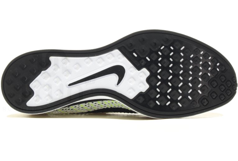 Nike Flyknit Racer