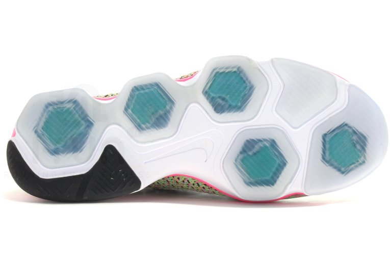 Nike Flyknit Zoom Agility
