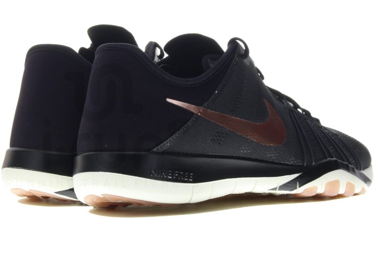 Nike Free TR 6