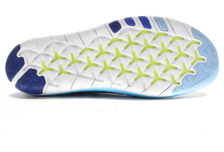 Nike Free Transform Flyknit