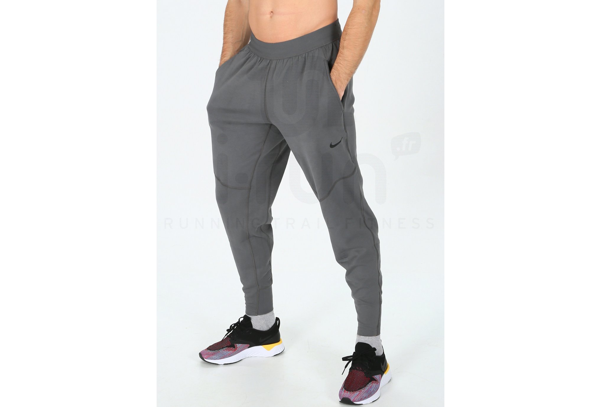 nike performance pant taper