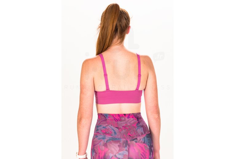 Nike Indy Plunge Cutout