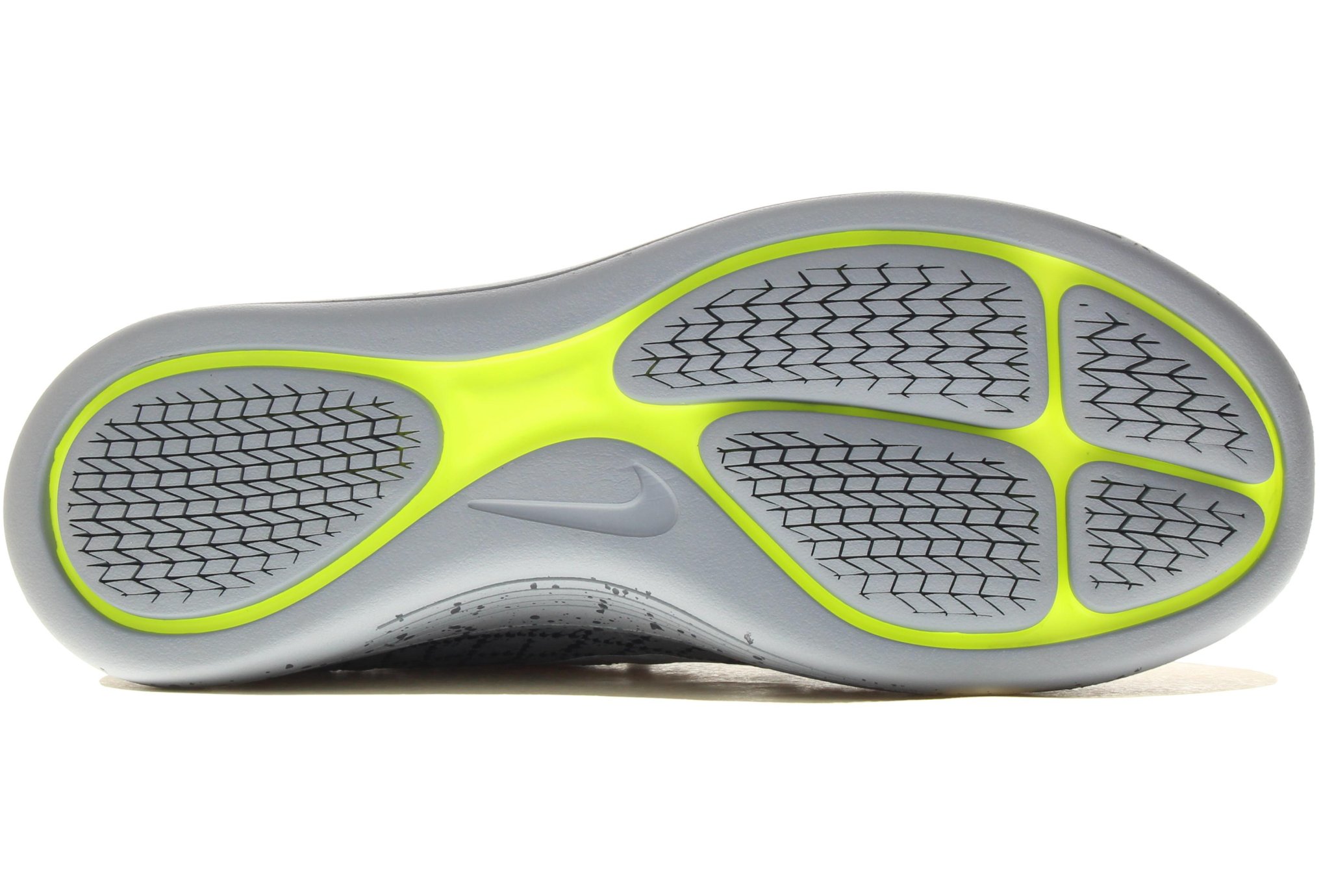 nike flyknit shield