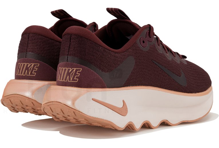 Nike Motiva
