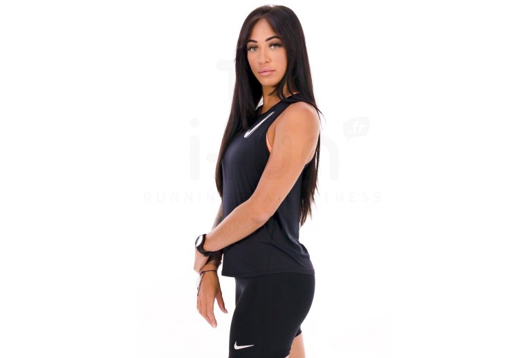 Nike One Swoosh