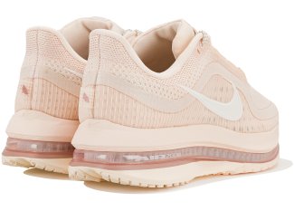 Nike Pegasus Premium