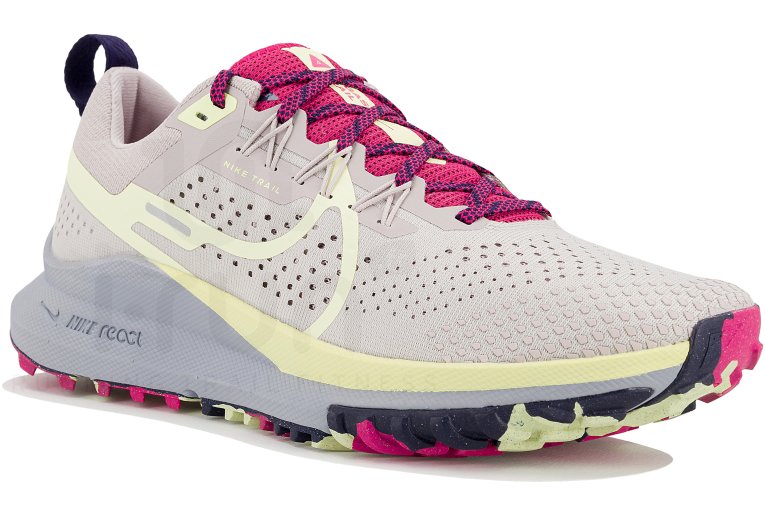 Nike Pegasus Trail 4