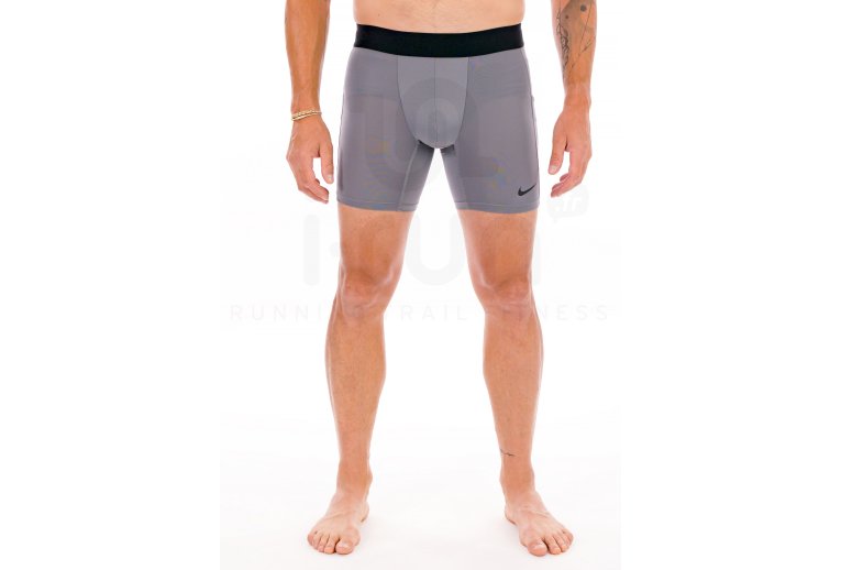 Nike Pro