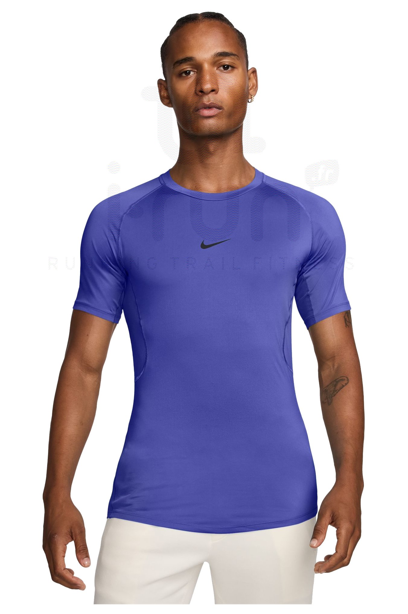 Nike Pro M