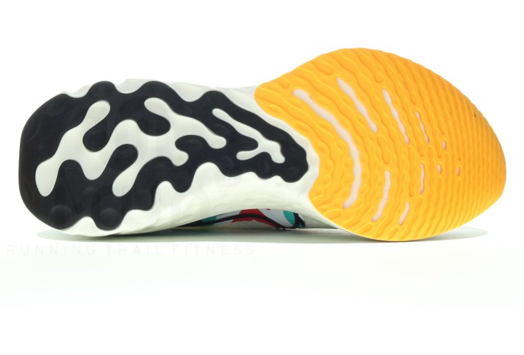 Nike React Infinity Run Flyknit A.I.R.