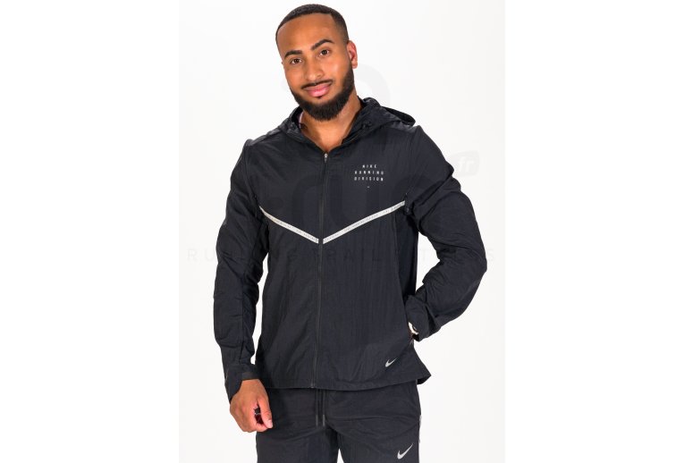 Nike Repel Run Division