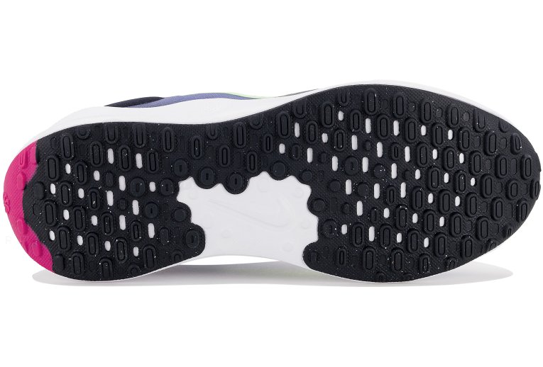 Nike Revolution 7