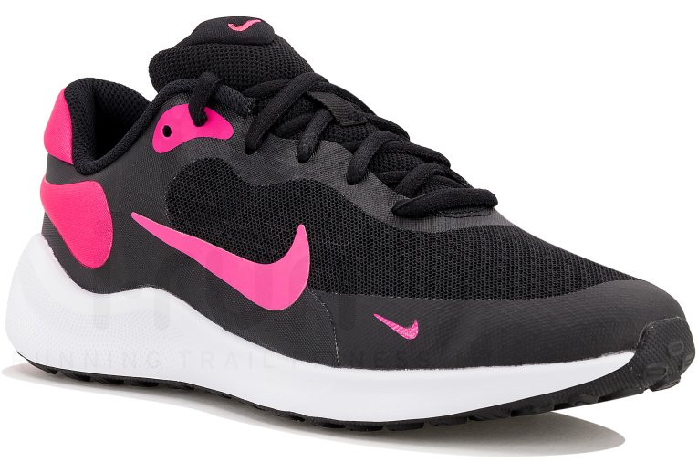 Nike Revolution 7