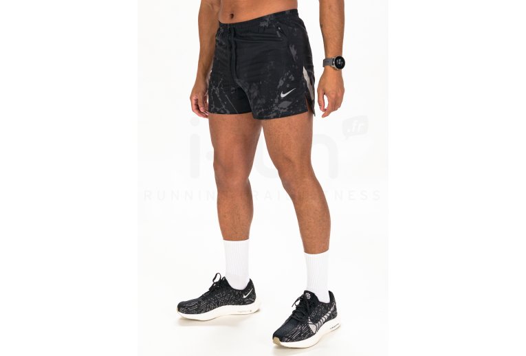 Nike Run Division Stride M