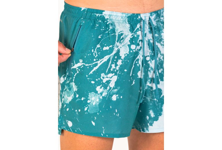 Nike Run Division Stride