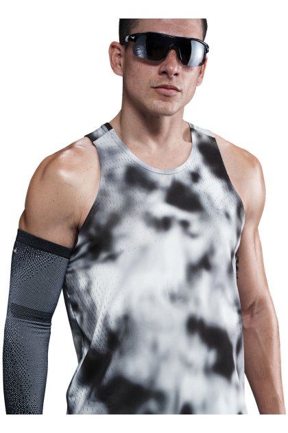 Nike Running Division Breathe