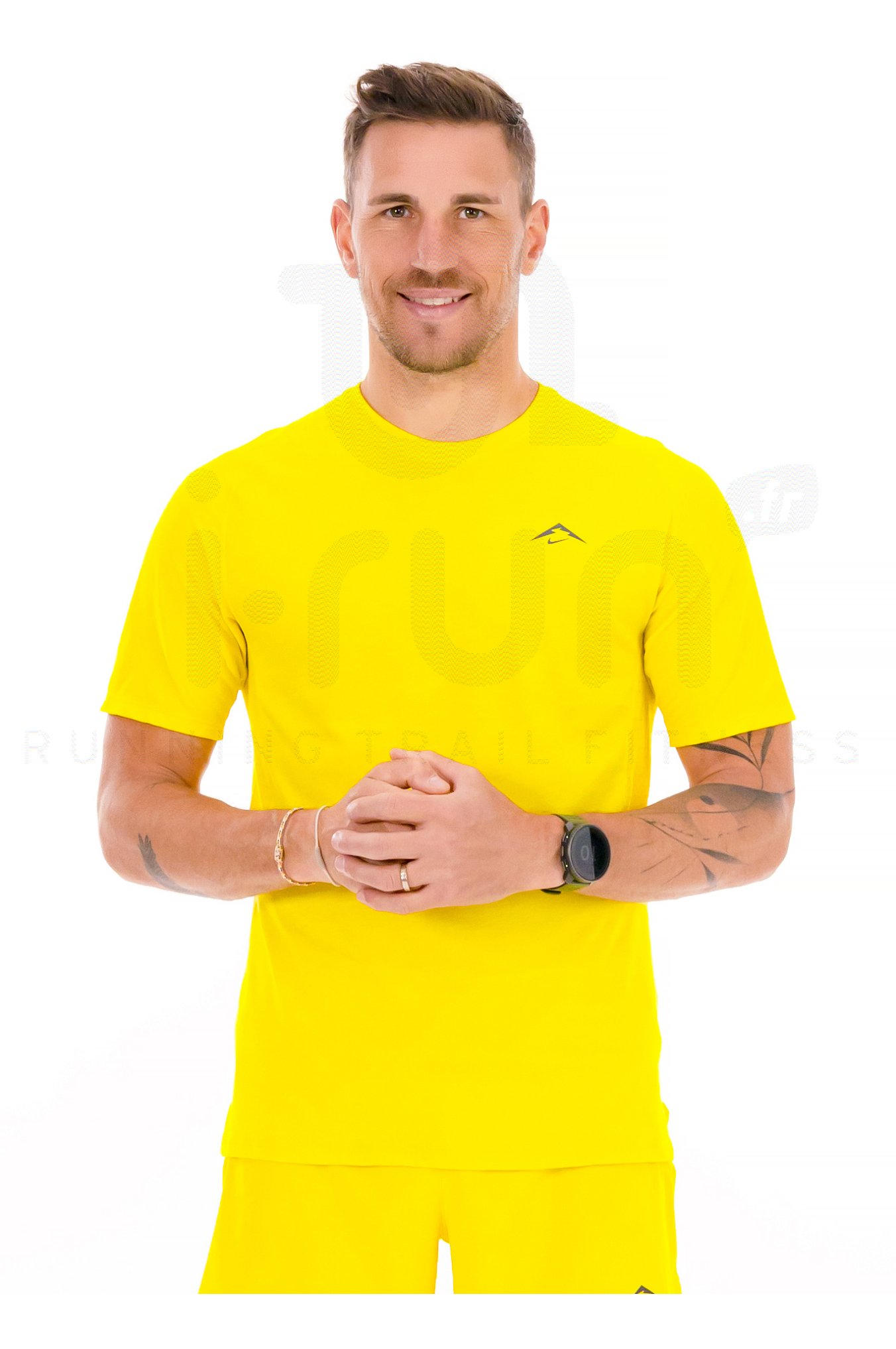 Nike Solar Chase