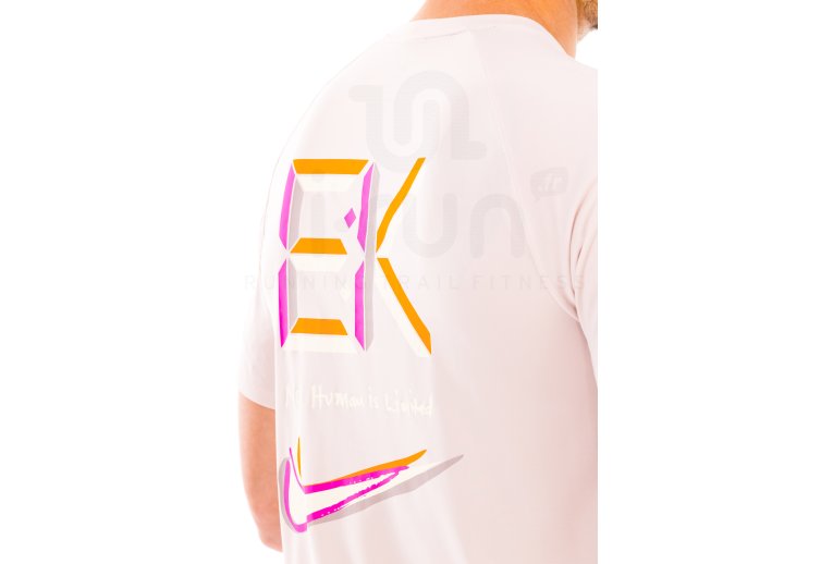 Nike :Stride Eliud Kipchoge