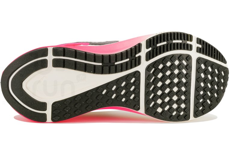 Nike Structure 25