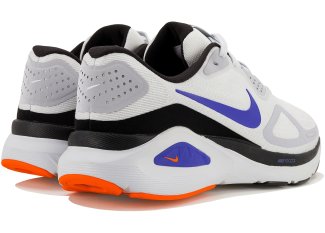 Nike Structure 26