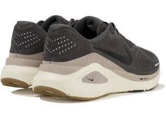 Nike Structure 26