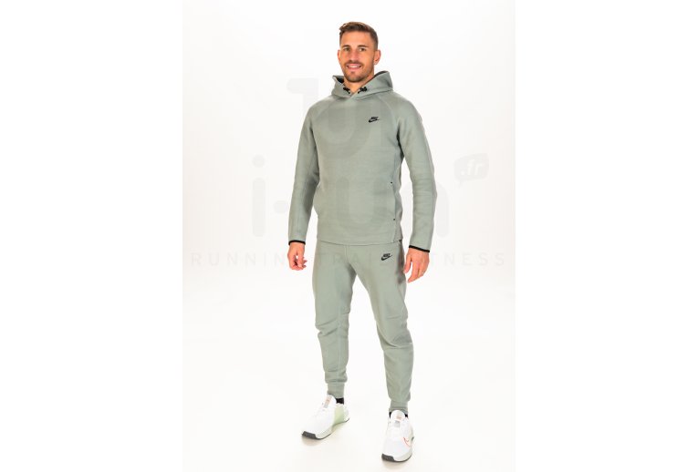 Nike Tech Fleece