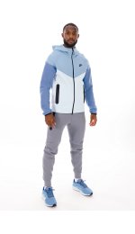 Nike Tech Fleece M