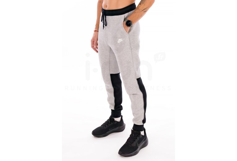 Nike Tech Fleece
