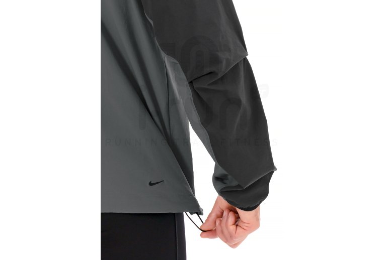 Nike Tech