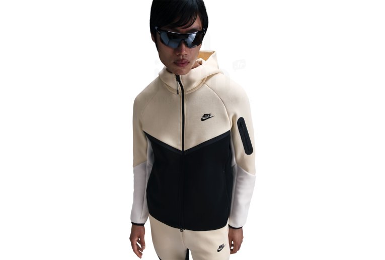 Nike Tech Windrunner