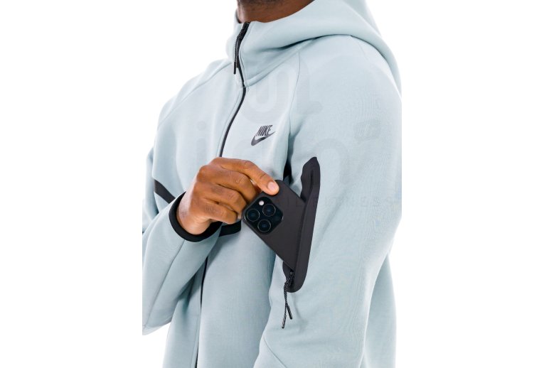 Nike Tech Windrunner