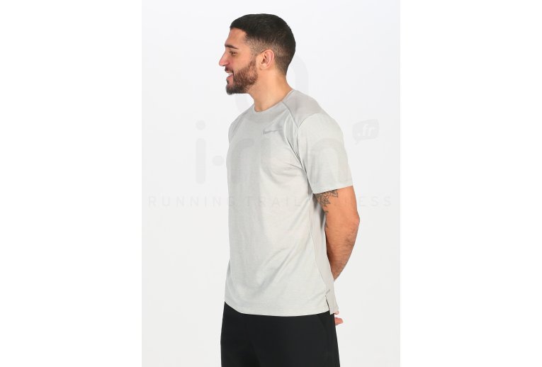 Nike Camiseta manga corta TechKnit