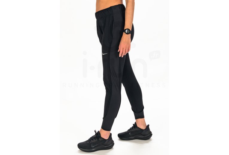 Nike Therma-FIT Essential Damen